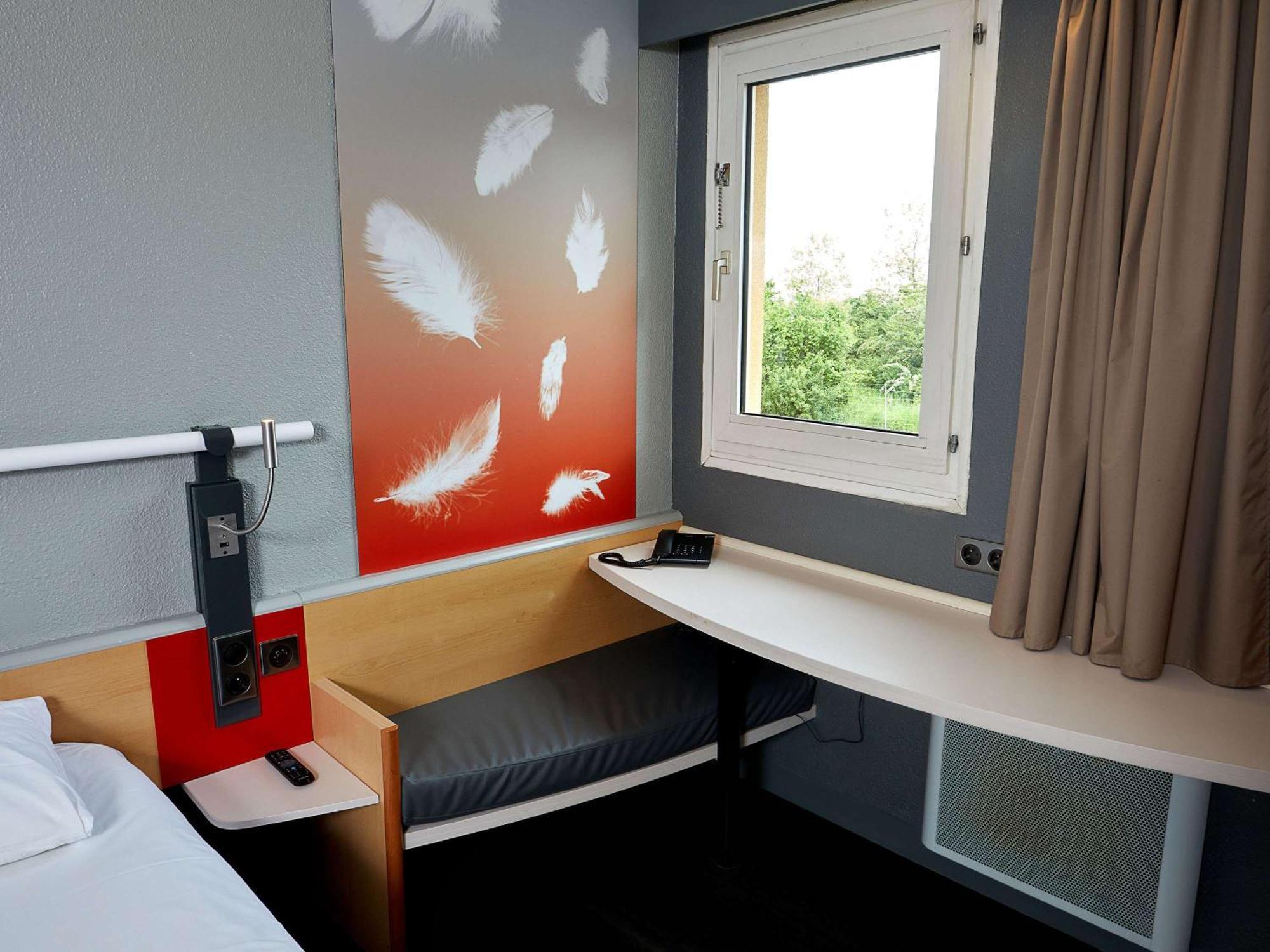 Hotel Ibis Auxerre Sud Venoy Exteriér fotografie